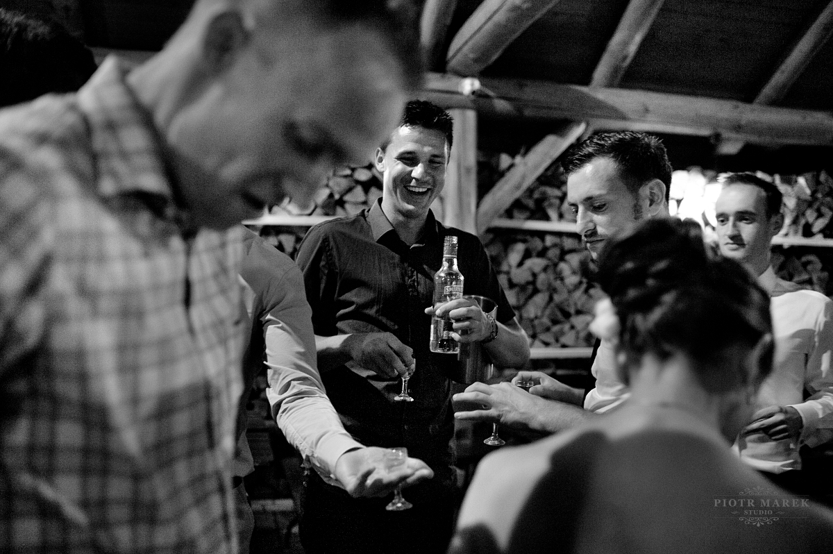 fotografia ślubna zabrze - Za zdrowie młodej pary