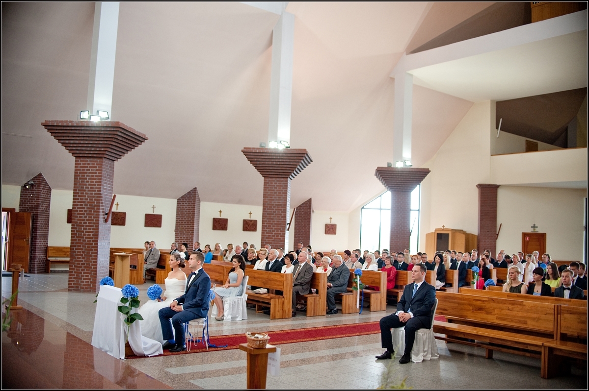 fotografia ślubna zabrze - Trwa ceremonia ślubu
