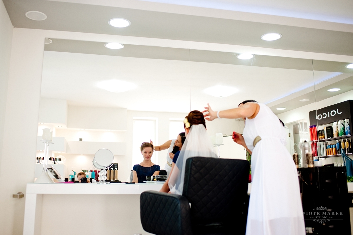 fotografia ślubna katowice - Robienie fryzur